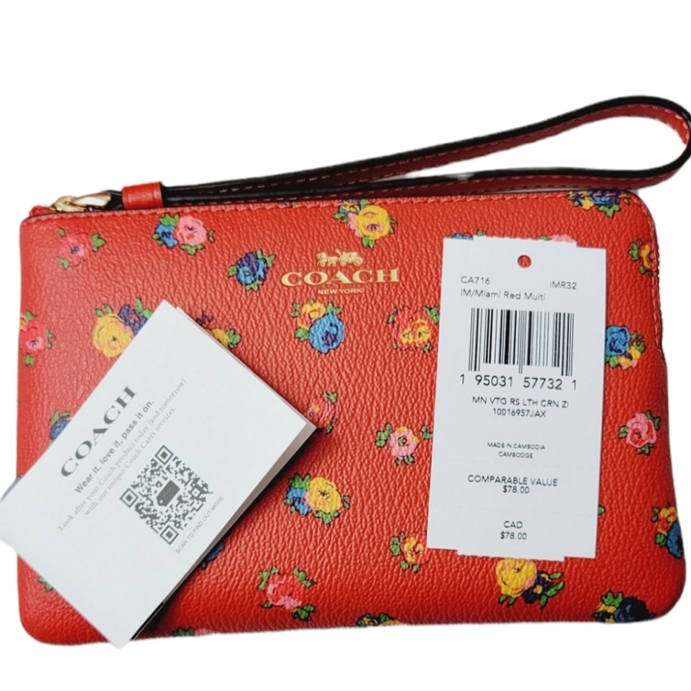 Coach Corner Zip Wristlet with Mini Vintage Rose in Miami Red - Picture 4 of 6